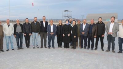 Belediye Başkanı Mehmet Zeybek, Afyonkarahisar Belediyesi’nin yatırımlarını Belediye Meclis üyeleri