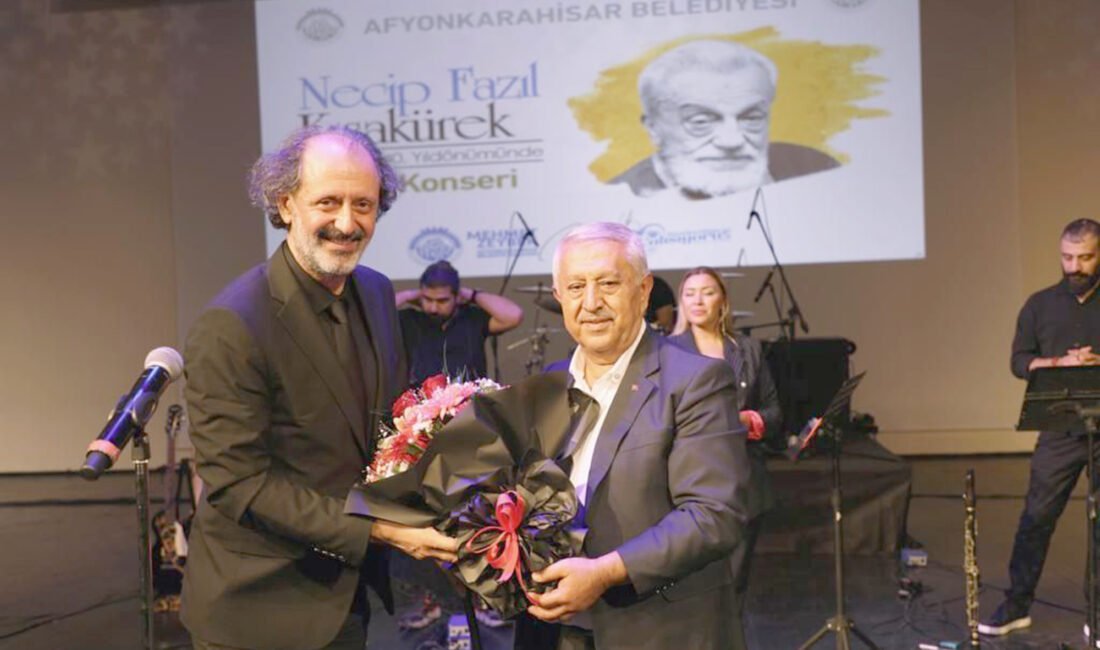 Afyonkarahisar Belediyesi, vefatının 40. yıldönümünde Necip Fazıl Kısakürek’i, ünlü müzisyen