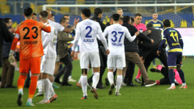 MKE Ankaragücü eski Başkanı Faruk Koca’yla birlikte hakem Halil Umut