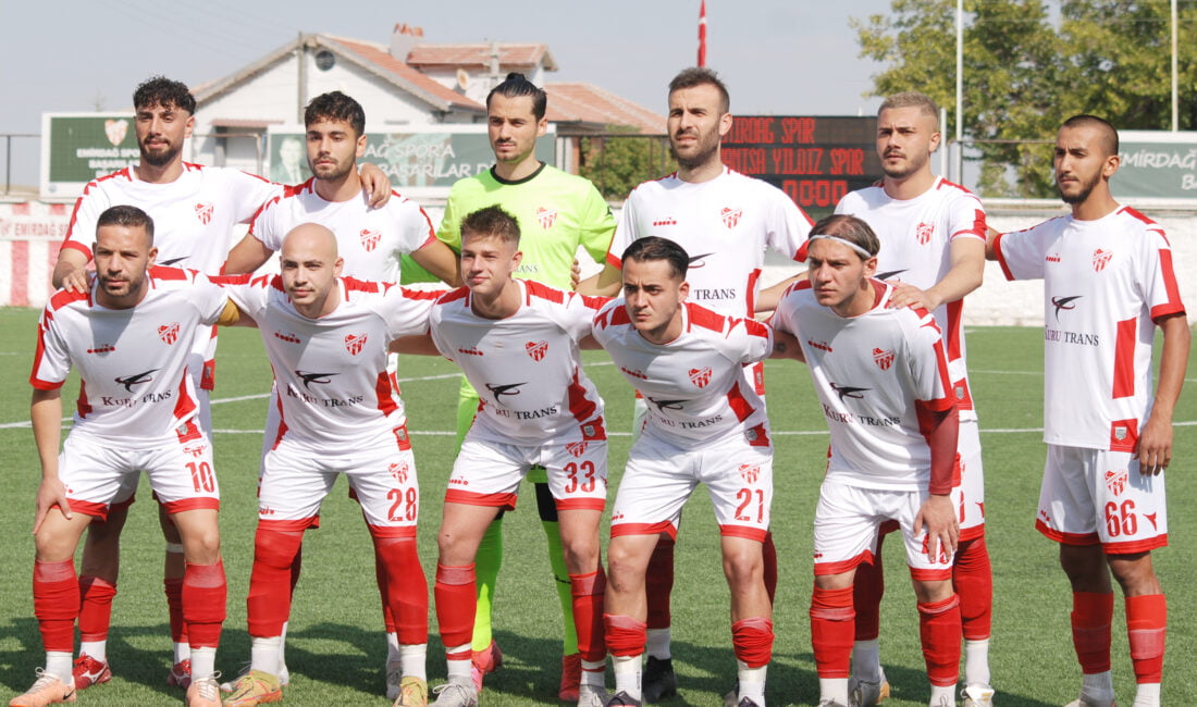 Bölgesel Amatör Lig’in 4.Grubunda Afyonkarahisar’ın iki temsilcisi arasında oynanan karşılaşmayı