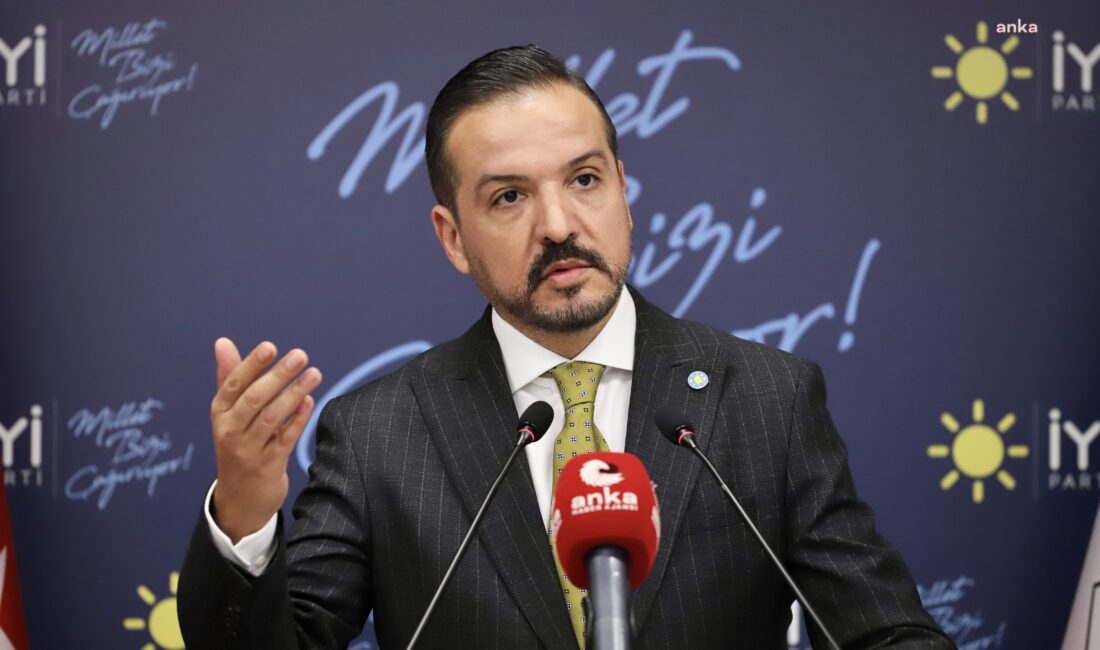 İYİ Parti Sözcüsü Kürşad Zorlu X Platformu’ndan asgari ücret açıklaması