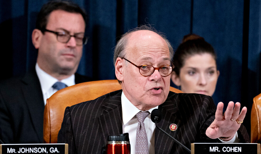 Yahudi kökenli ABD’li Senatör Bernie Sanders, ABD Başkanı Joe Biden’a