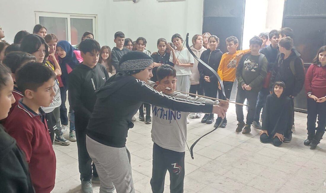 Afyonkarahisar Maver Kemal Arsoy Ortaokulu ve İlkokulu’nda açılan spor kursları