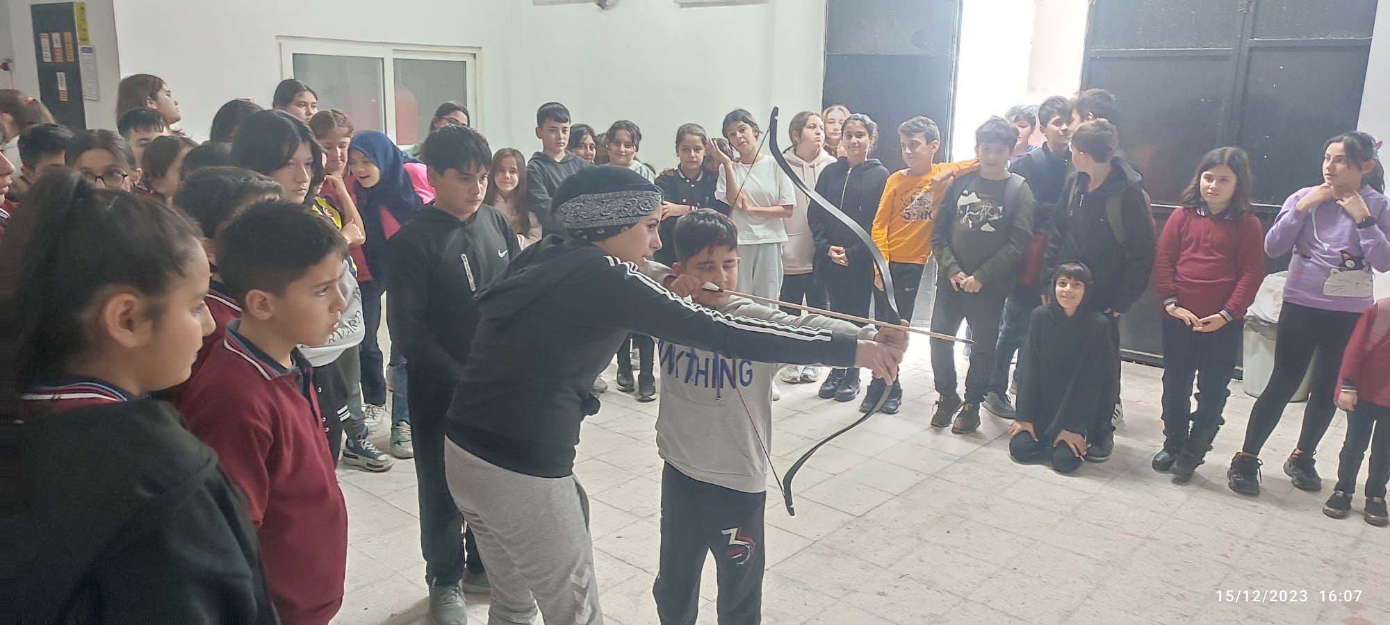 Afyonkarahisar Maver Kemal Arsoy Ortaokulu ve İlkokulu’nda açılan spor kursları