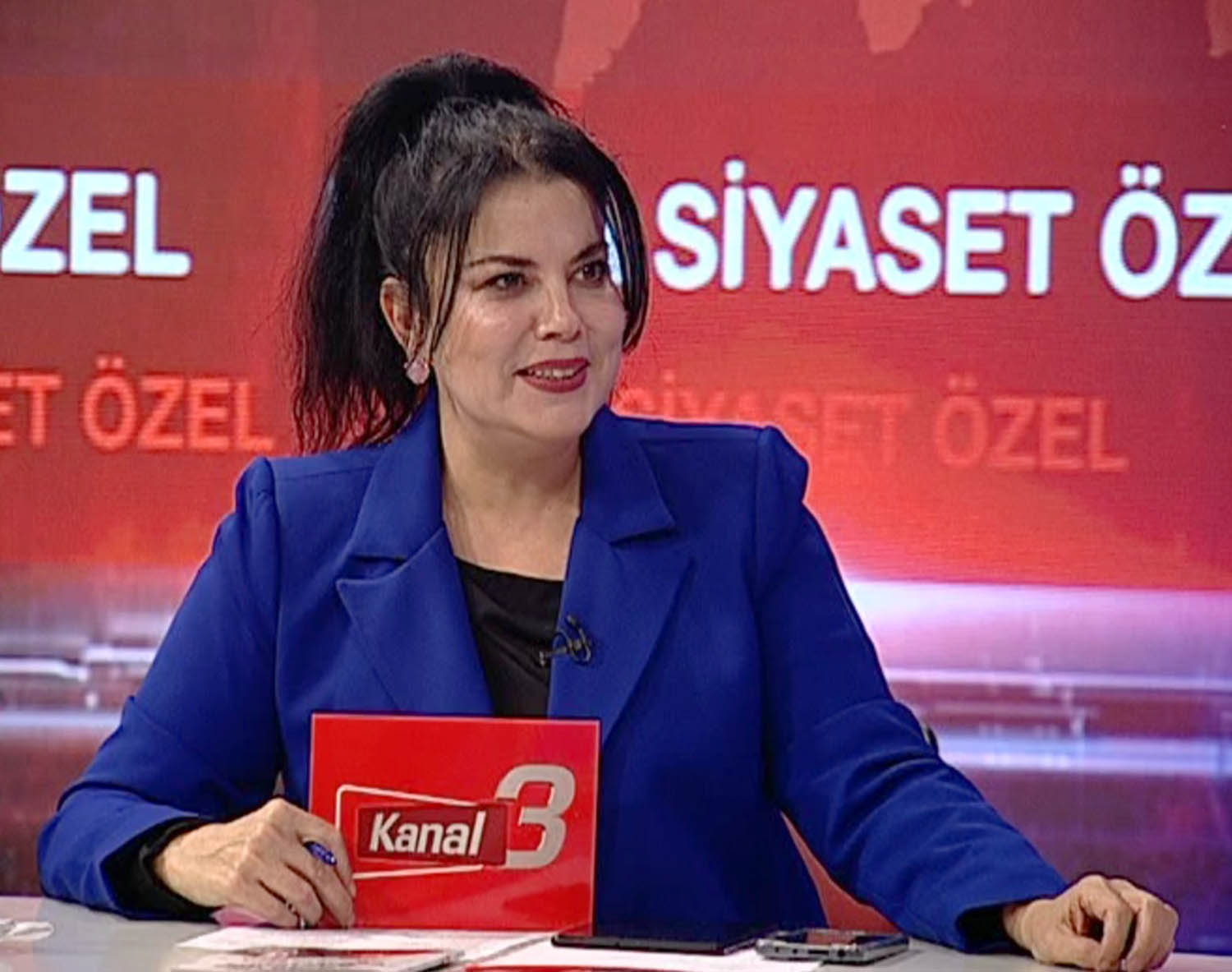   Megabirlik Genel Müdürü Selcen Dilek Çöygün’ün sunduğu Mega Siyaset