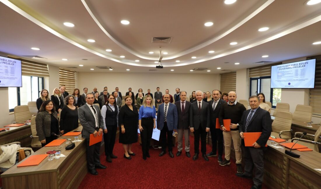   Akdeniz Üniversitesi Rektörü Prof. Dr. Özlenen Özkan, 2023 yılında