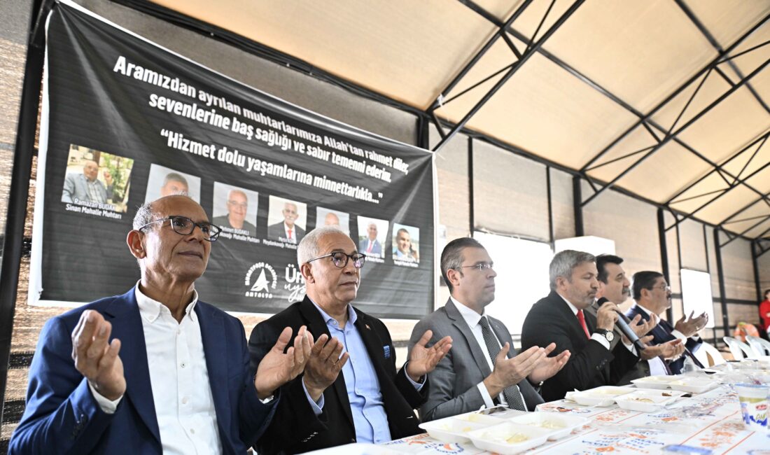 Antalya’nın Muratpaşa Belediyesi, ilçede görev yaparken vefat eden 7 mahalle