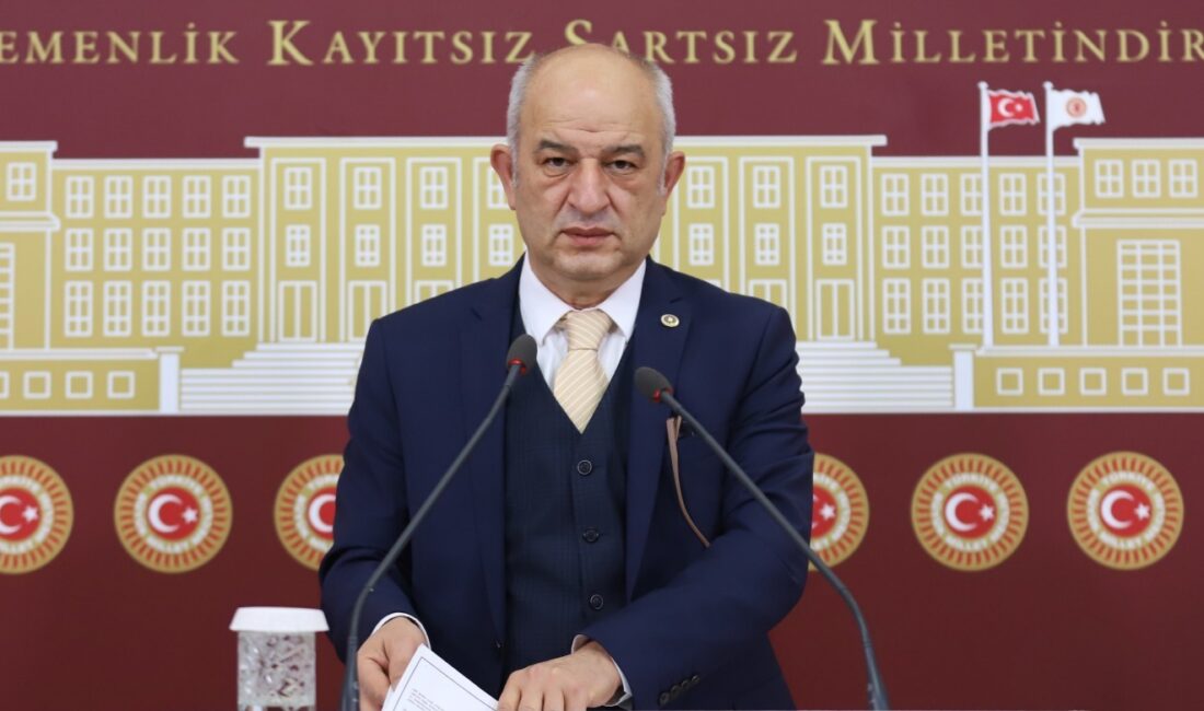 SON DAKİKA! Ali Fazıl Kasap Saadet Partisi’ne geçti! CHP Kütahya Milletvekili Ali Fazıl Kasap Saadet Partisi’ne geçti. Böylece