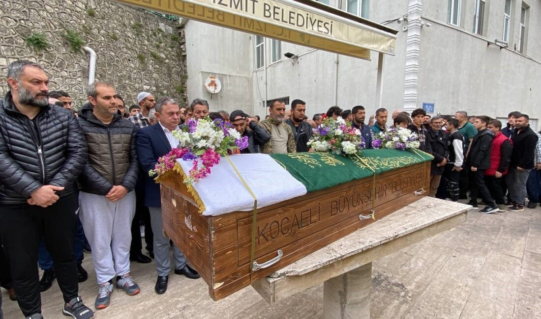Kocaeli’nin İzmit ilçesinde 16 yaşındaki lise öğrencisi Kıvanç Uman’ın kız