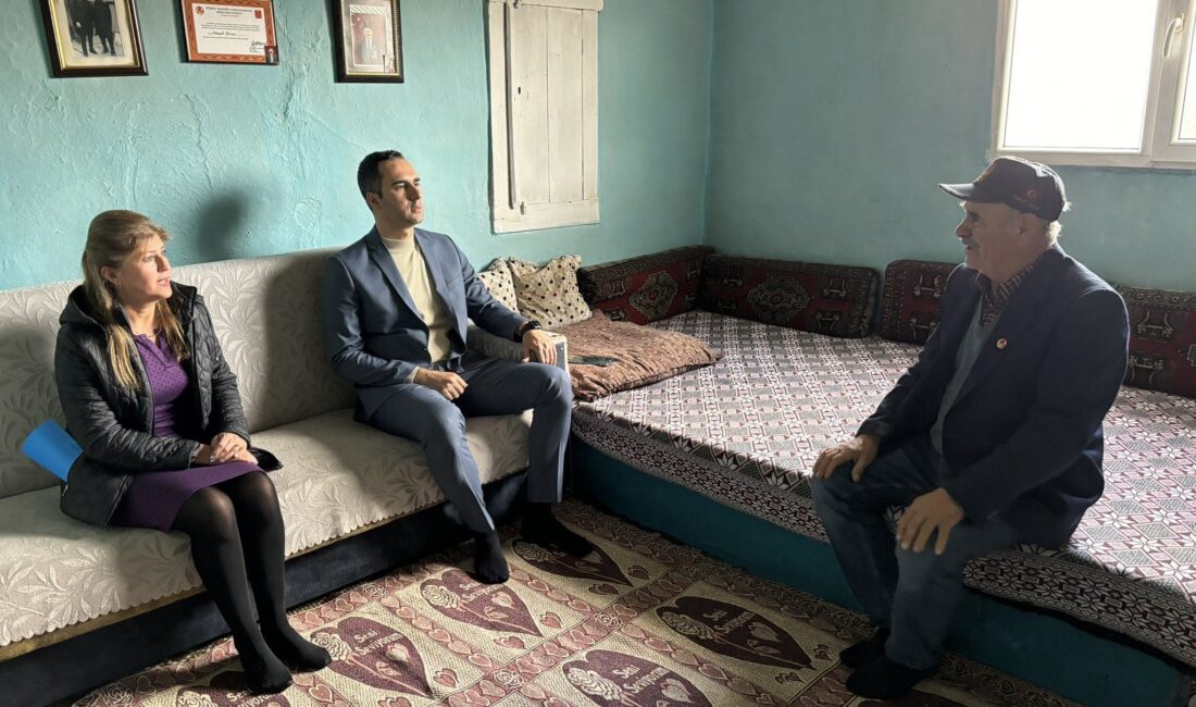 Afyonkarahisar Sinanpaşa Kaymakamı Yaşar Artar şehit ve gazi ailelerini ziyaret