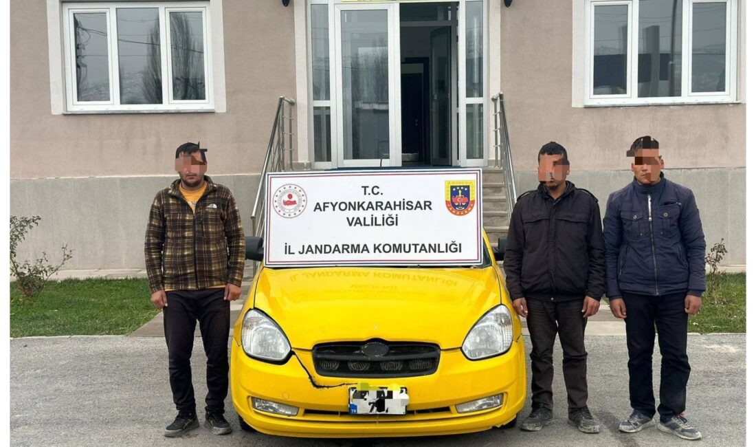 Konya’dan aldığı düzensiz göçmenleri İzmir’e götüren bir şahıs jandarmanın takibi