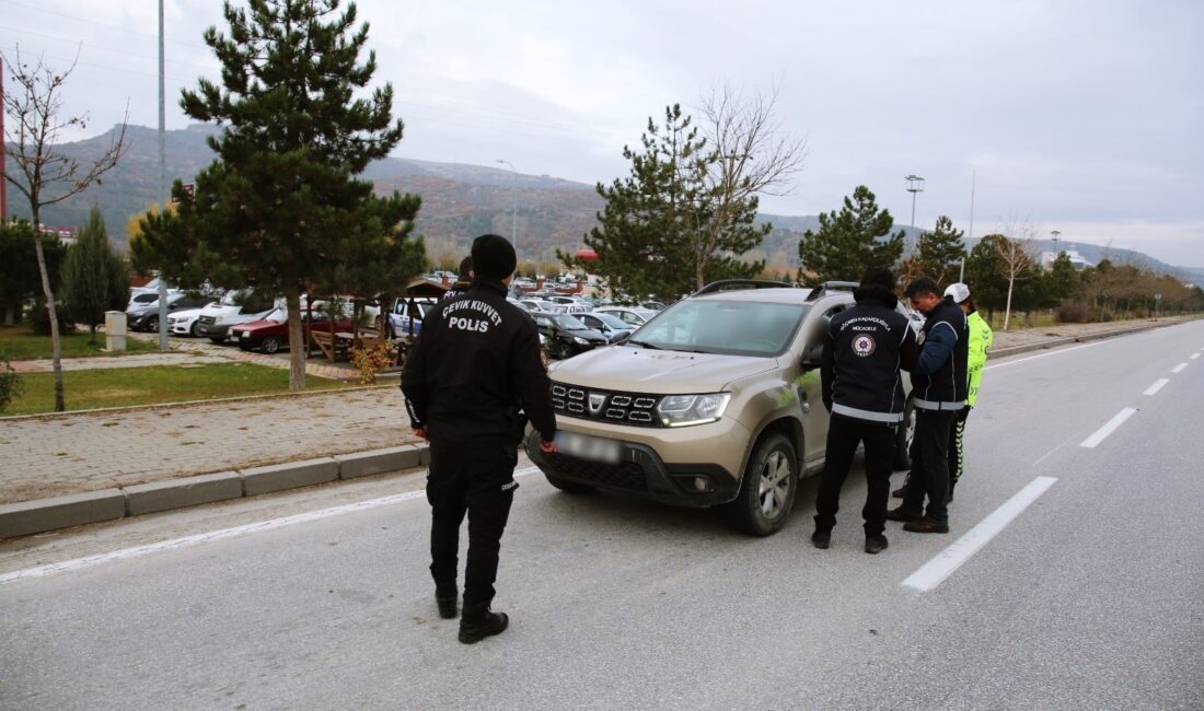 Afyonkarahisar’ da ülke genelinde eş zamanlı olarak yapılan ‘düzensiz göç