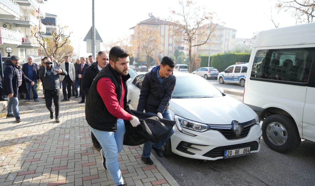 Denizli’nin Merkezefendi ilçesinde bulunan bir okulda müdür yardımcısı olarak görev