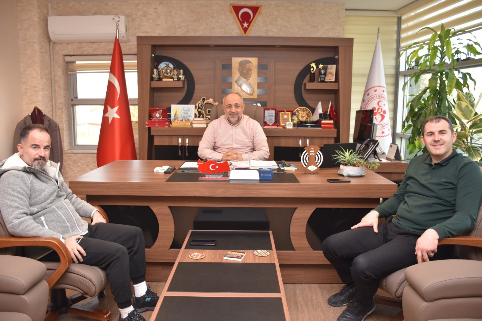 Kano Federasyon Başkanı Alper Cavit Kabakçı, Afyonkarahisar’ın kano sporuna elverişli bir