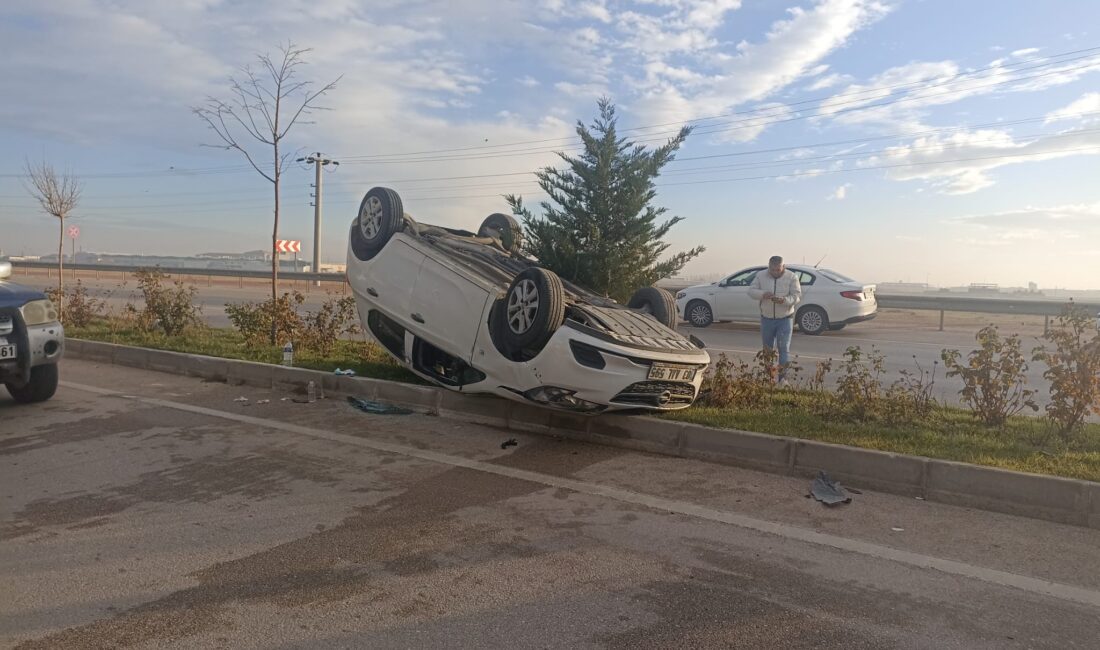 Afyonkarahisar’da önünde seyreden araca çarptıktan sonra orta refüje girip takla