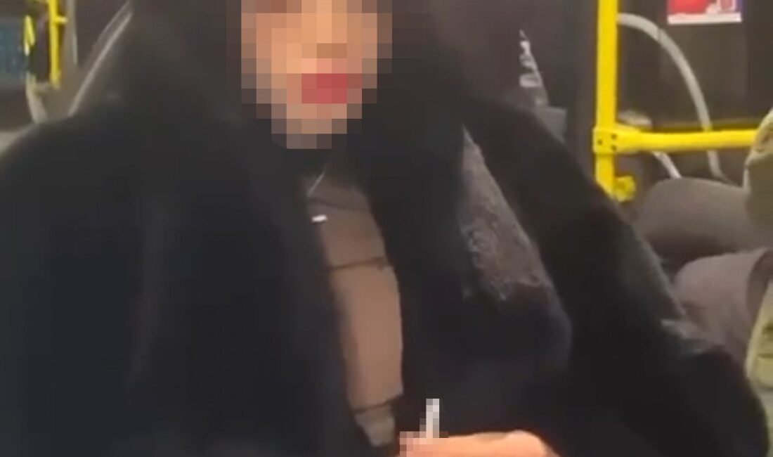 İstanbul’da metrobüse binen 3 genç kadın, iddiaya göre, uyuşturucu madde