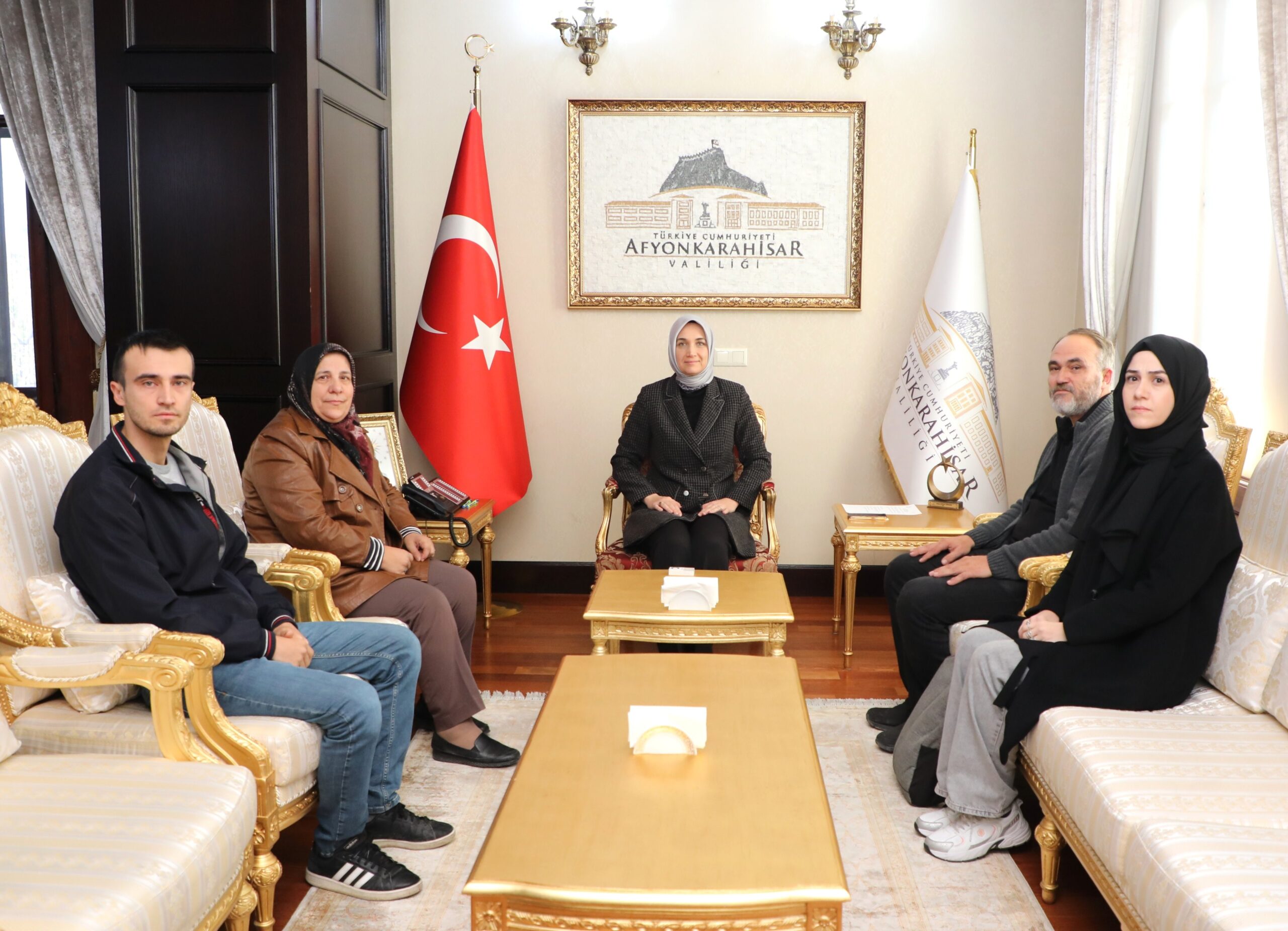 Afyonkarahisar Valisi Doç. Dr. Kübra Güran Yiğitbaşı, devletin tüm imkanları