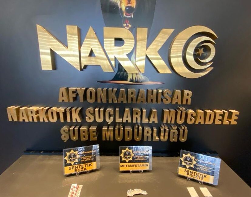 Afyonkarahisar’da polis tarafından aranan şahıslara yönelik yapılan çalışmada 2 kişi