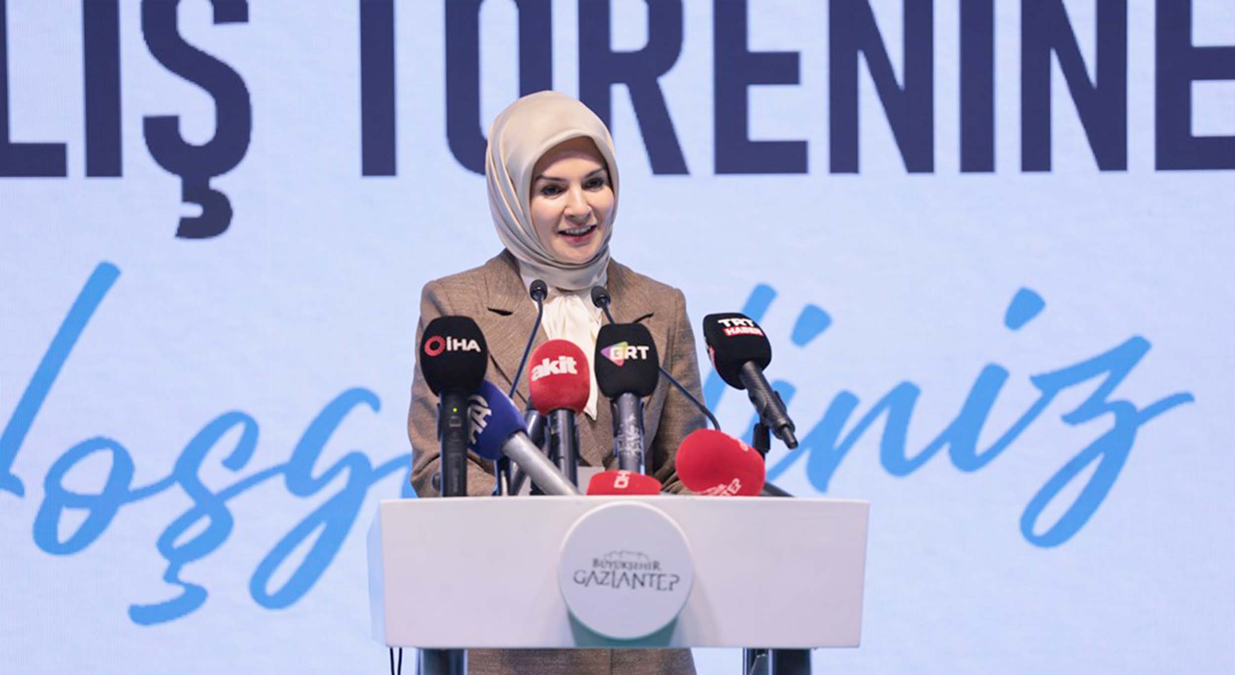 Aile ve Sosyal Hizmetler Bakanı Mahinur Özdemir Göktaş, kadınların iş