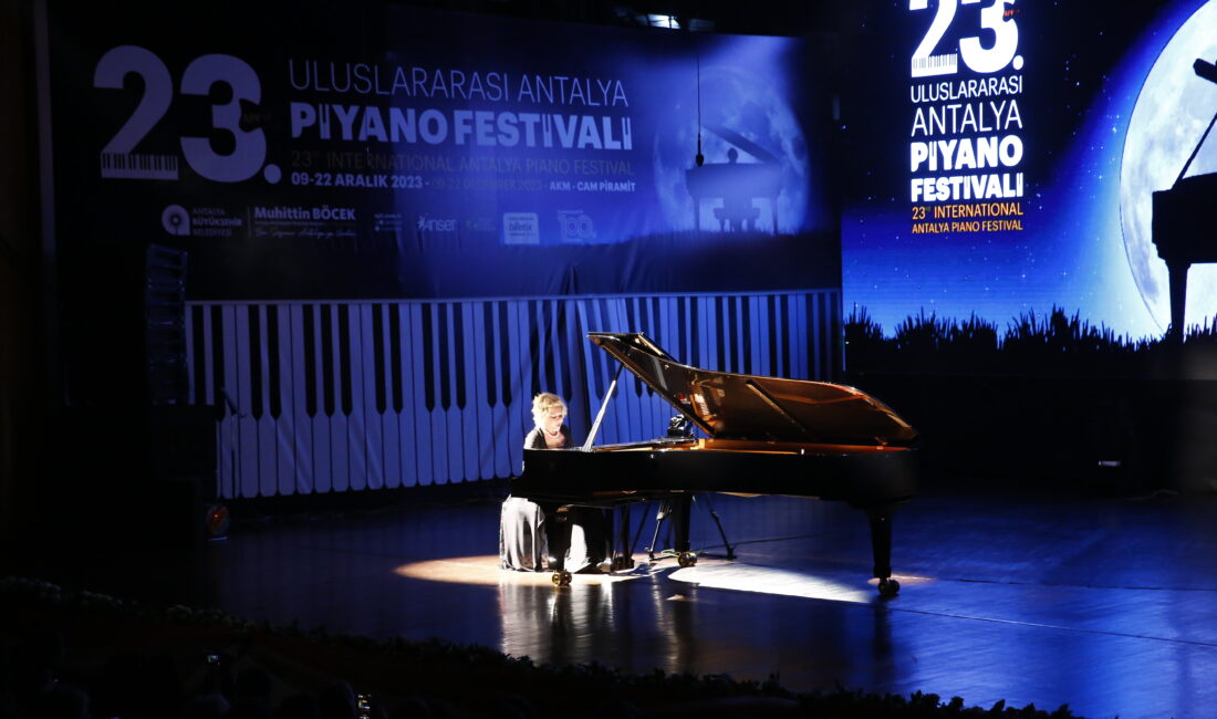 23.Uluslararası Antalya Piyano Festivali ünlü piyanist Gülsin Onay’ın muhteşem konseri