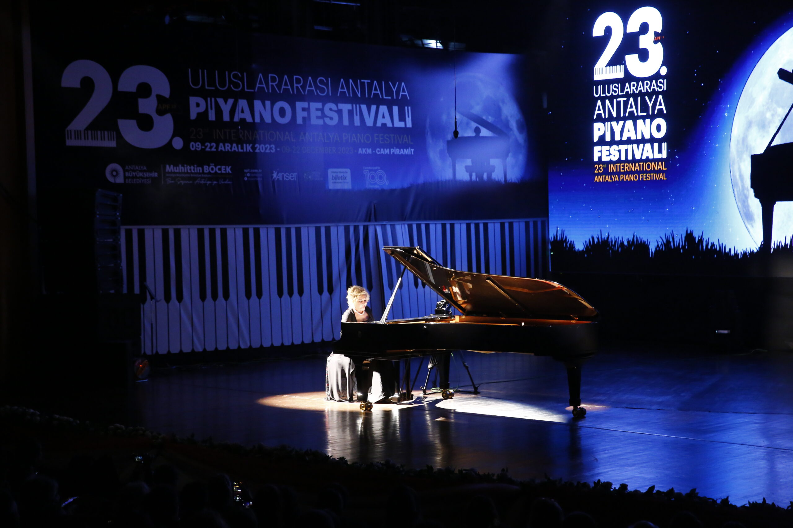 23.Uluslararası Antalya Piyano Festivali ünlü piyanist Gülsin Onay’ın muhteşem konseri