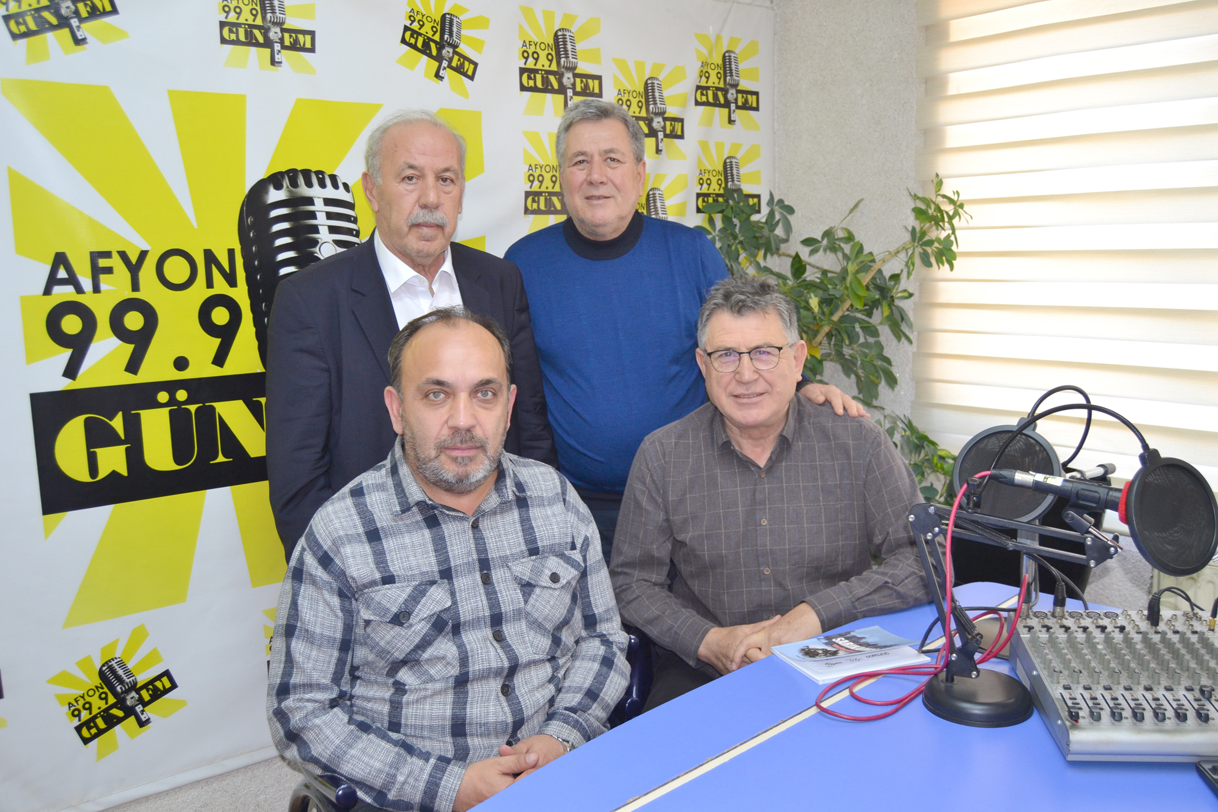 Gün FM’de Basın Odası programında konuşan Gazeteci İsmail Akar, “Şehitlerimizin