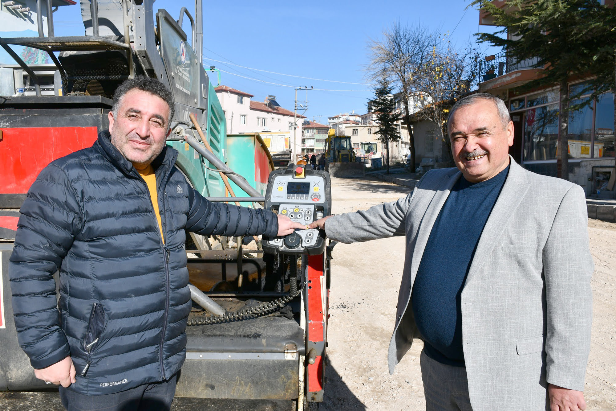 İscehisar Belediyesi ille Afyonkarahisar İl Özel İdaresi arasında imzalanan protokol