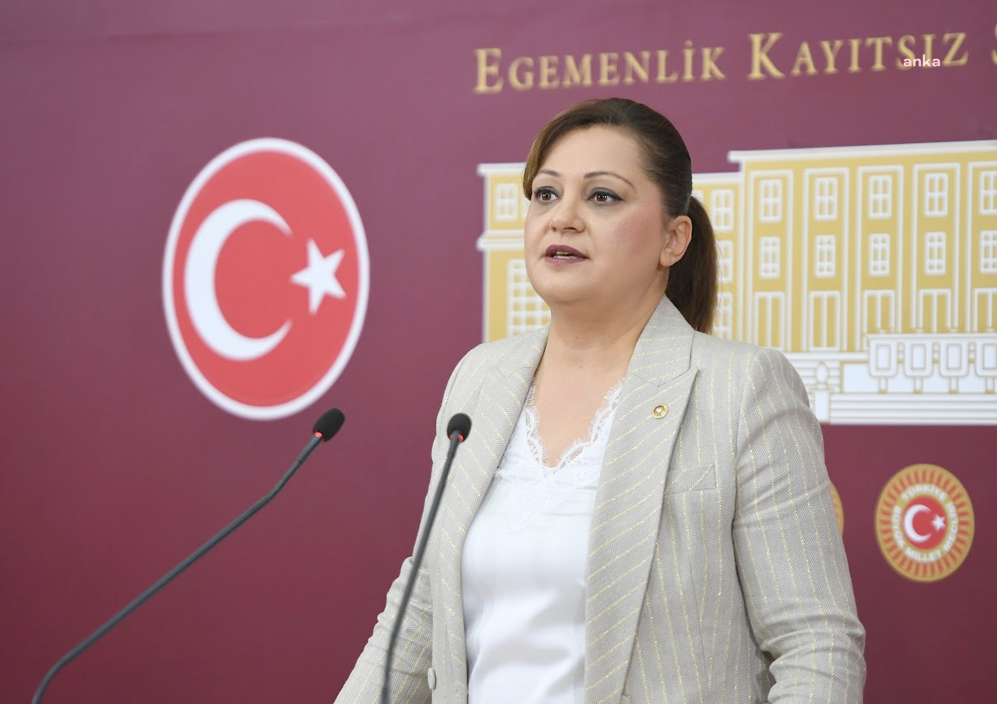 CHP Grup Başkanvekili ve Afyonkarahisar Belediye Başkan Adayı Burcu Köksal,