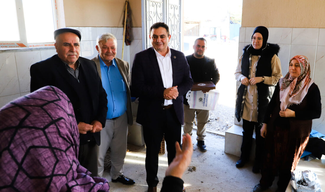 Çobanlar ilçesinde Çobanlar Belediyesi tarafından Sırakapı Mahallesi’ne mahalle fırını yapıldı.