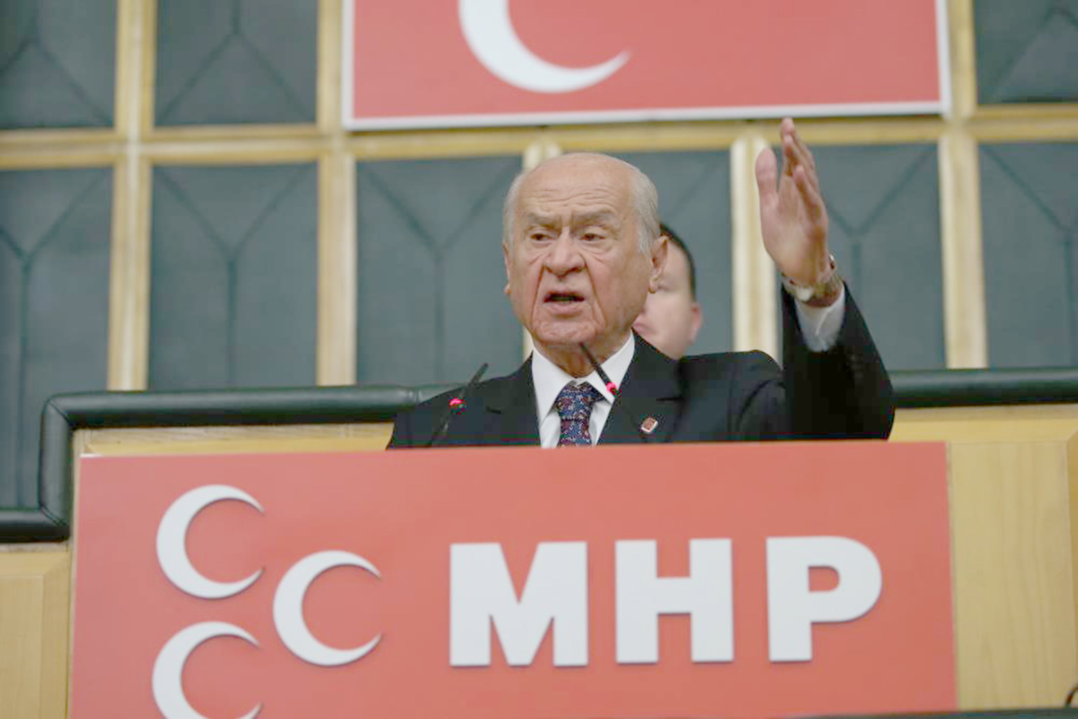 Milliyetçi Hareket Partisi Genel Başkanı Devlet Bahçeli, “Meclis teröristlerin barınma