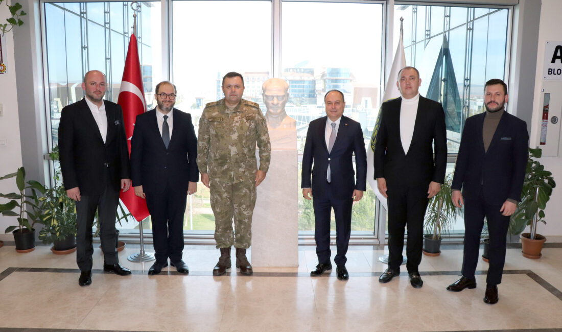 Afyonkarahisar İkmal ve Garnizon Komutanı Tuğgeneral Numan Yöner, Afyonkarahisar Ticaret