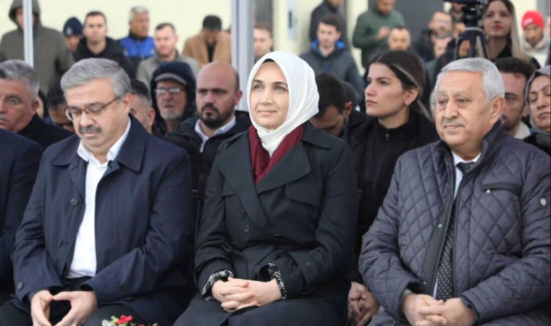 “Uyum başarıyı getiriyor” Afyonkarahisar’da AKÜ Ahmet Necdet Sezer Kampüsü’ne yapılan