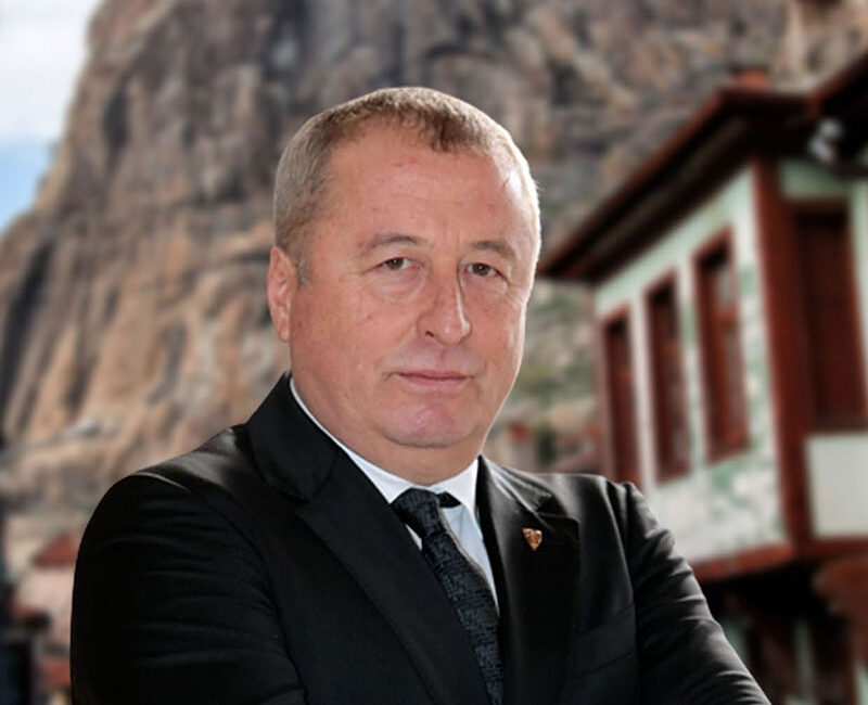 Gazetemiz köşe yazarı Murat Akarçay’ın köşe yazısında anlattığı “30 asgari