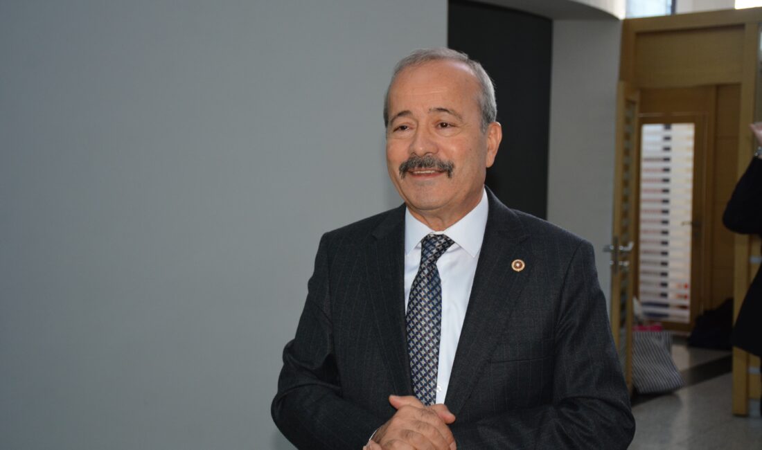 MHP’nin belediye başkan aday adaylarıyla MHP Genel Merkezi’nde bir araya