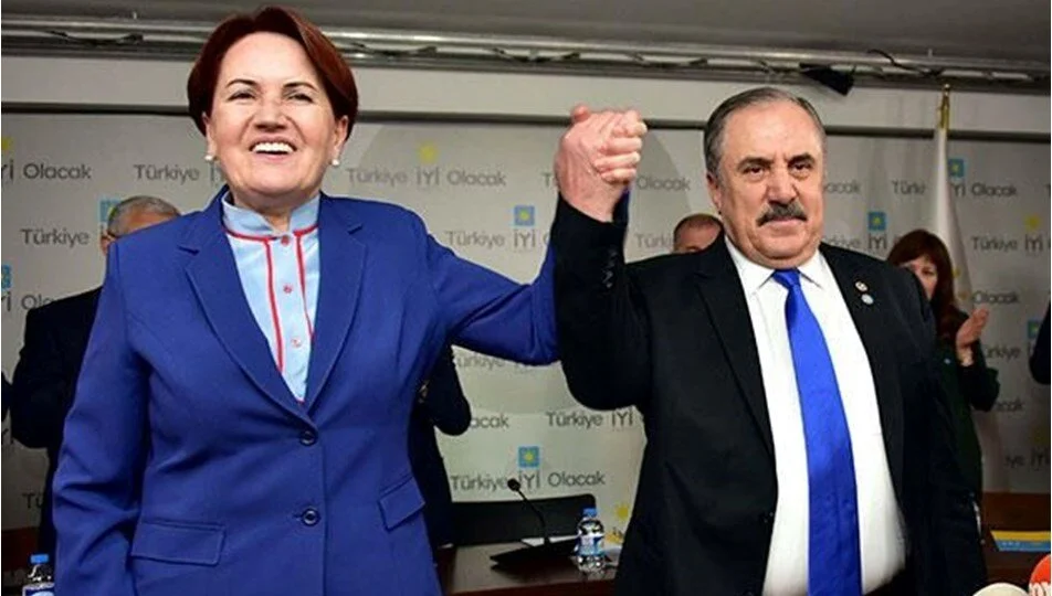 İYİ Parti’den son olarak İstanbul Milletvekili Salim Ensarioğlu’da istifa etti.  
