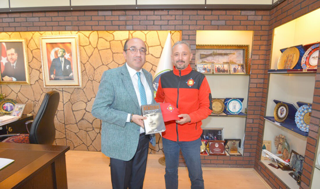 Sandıklı Arama Kurtarma Derneği Başkanı Hüseyin Özgören, Belediye Başkanı Dr.