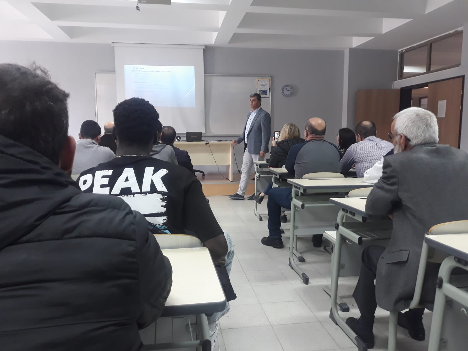 Afyon Kocatepe Üniversitesi Mühendislik Fakültesinin düzenlediği 4 Aralık Dünya Madenciler