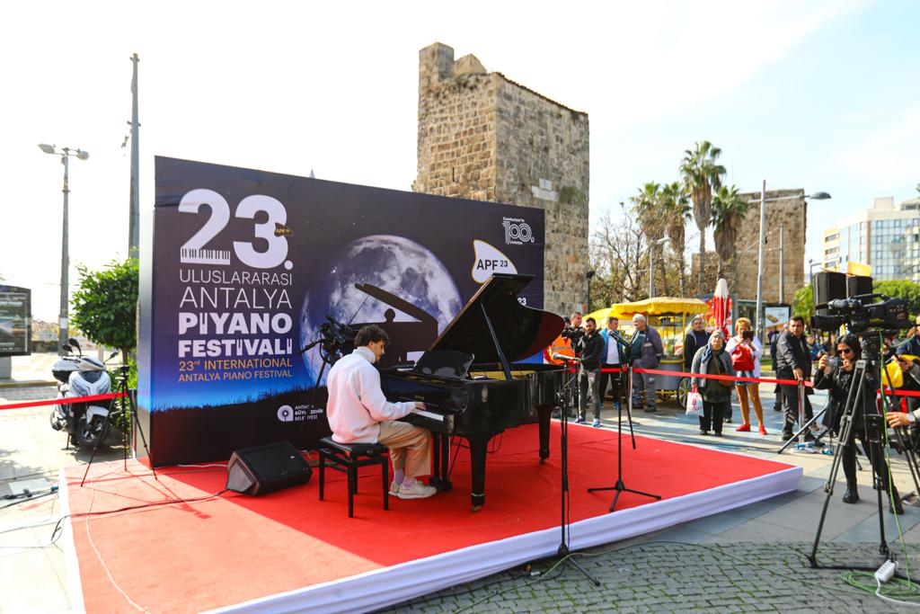 Antalya’da 9-22 Aralık tarihleri arasında düzenlenecek 23.Uluslararası Antalya Piyano Festivali