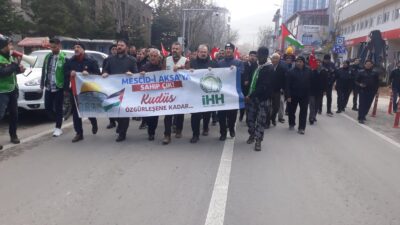 İHH öncülüğünde Sivil Toplum Kuruluşları’nın destekleriyle ve Afyonkarahisar Belediye Başkanı