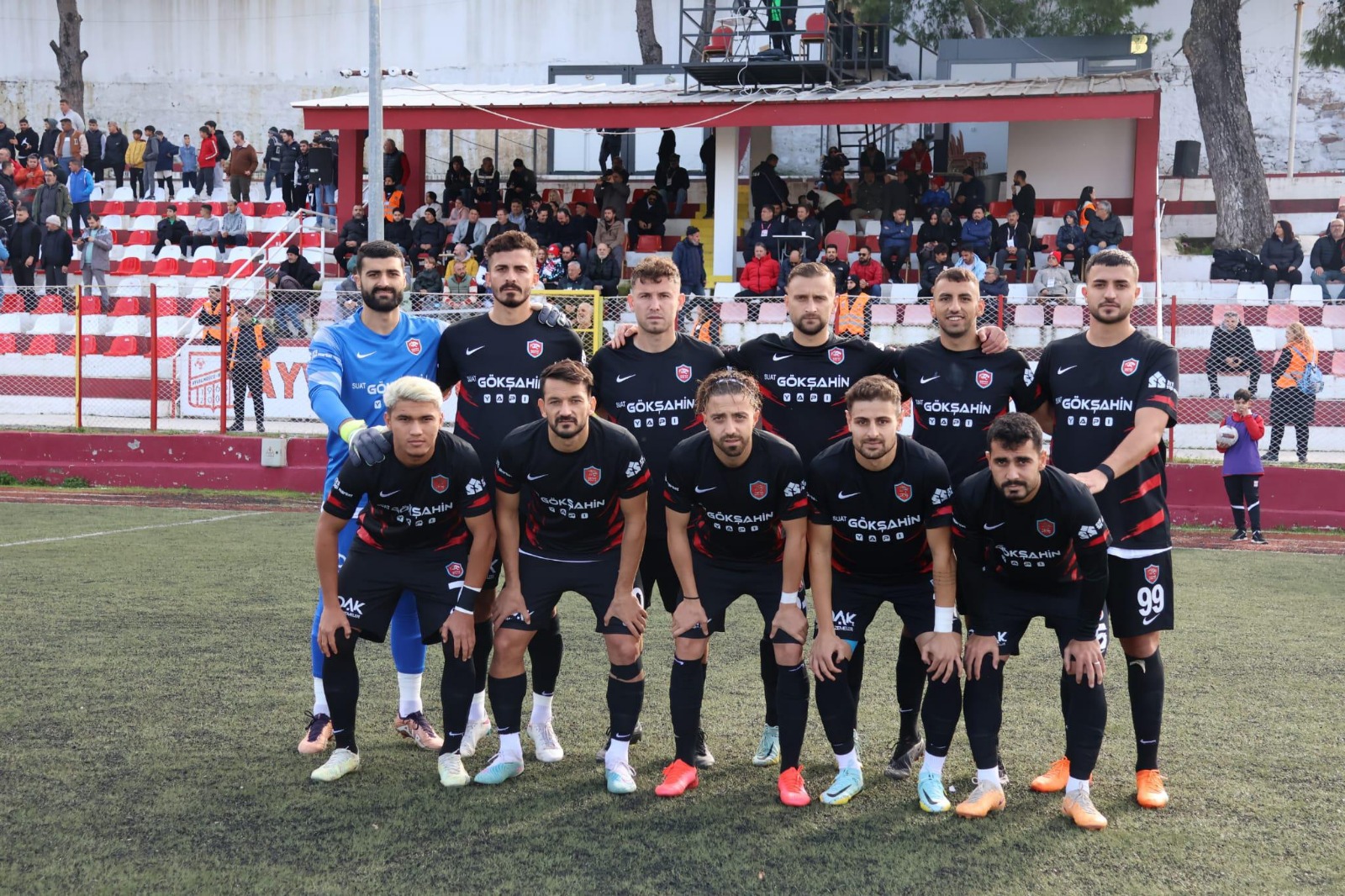 TFF 3. Lig’in 14’üncü hafta karşılaşmasında Kepezspor, deplasmanda Ayvalıkgücü Belediyespor