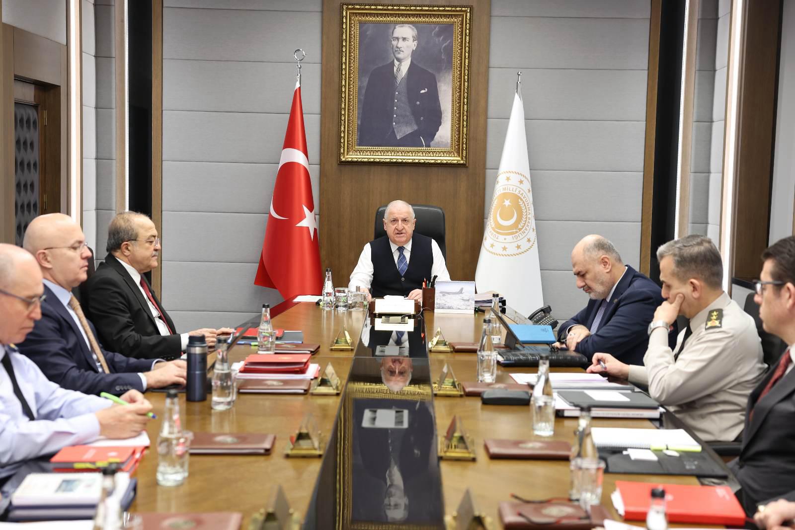 Millî Savunma Bakanı Yaşar Güler başkanlığında; Genelkurmay Başkanı Orgeneral Metin
