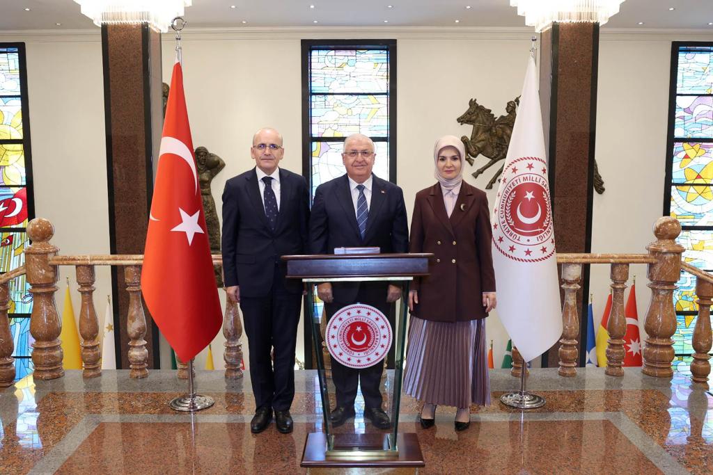 Millî Savunma Bakanı Yaşar Güler, Pençe-Kilit Operasyon bölgesindeki şehitlerimiz dolayısıyla
