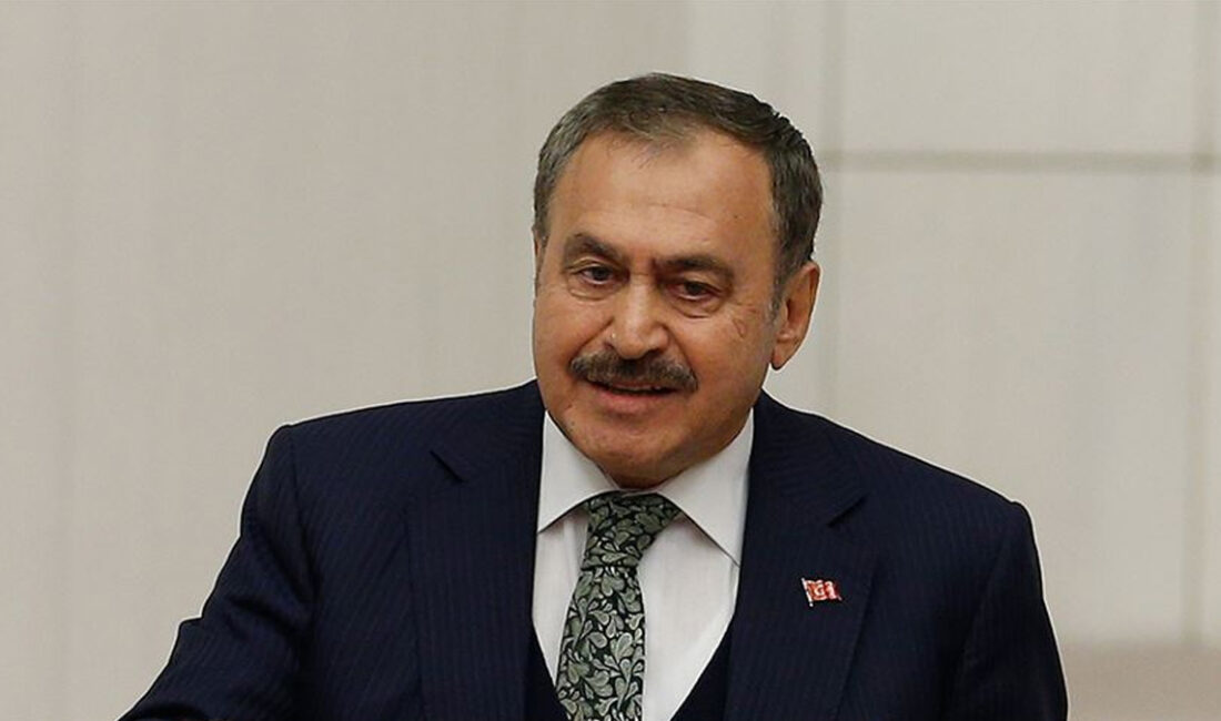 “Yaşasın Türkiye-Kazakistan kardeşliği” Orman ve Su İşleri eski Bakanı Prof.Dr. Veysel Eroğlu, Kazakistan’ın
