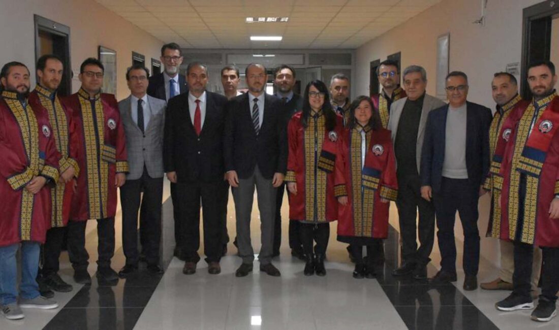 Afyonkarahisar Sağlık Bilimleri Üniversitesi’nde profesörlük ve doçentlik unvanı alarak kadro