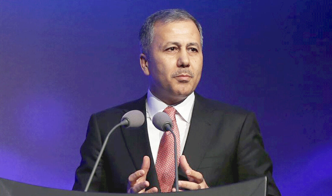 İçişleri Bakanı Ali Yerlikaya, İnterpol tarafından kırmızı bültenle aranan ve