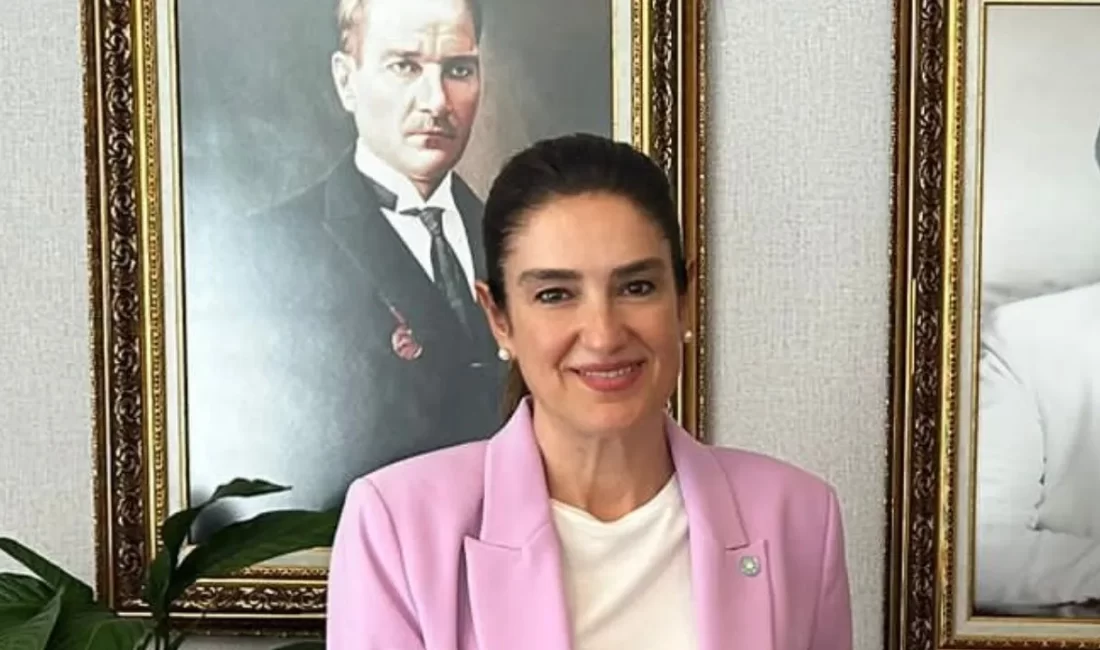 İYİ Parti Genel Başkan Yardımcısı Ece Güner, partisinden istifa ettiğini duyurdu.