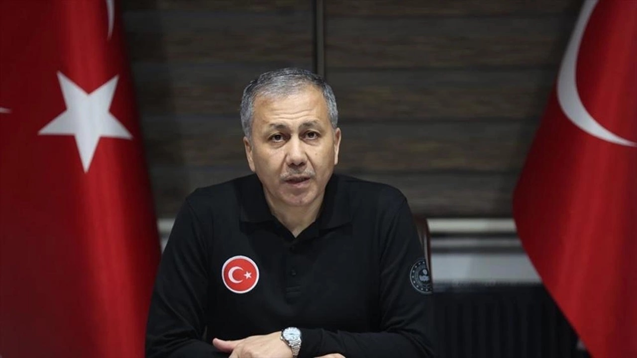 İçişleri Bakanı Ali Yerlikaya, 37 ilde eş zamanlı olarak düzenlenen