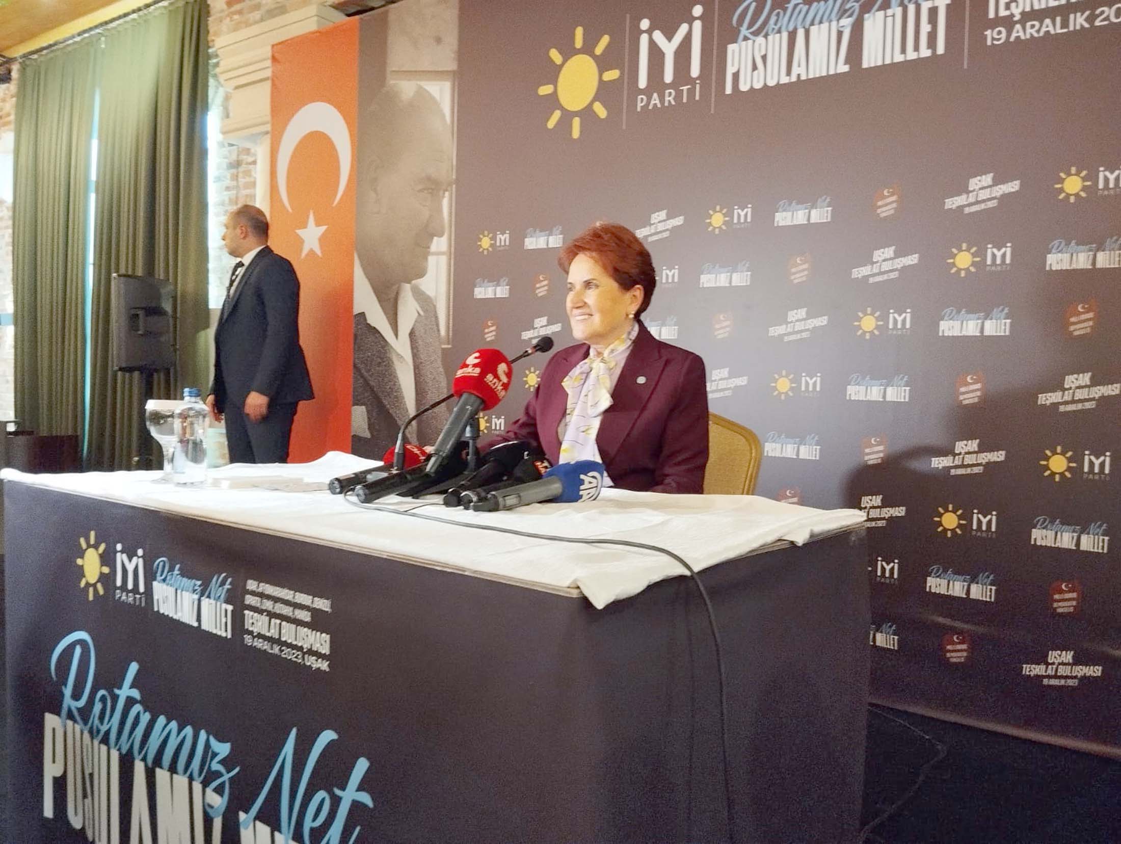 Uşak’ta konuşan İYİ Parti Genel Başkanı Meral Akşener, “Partimize kurumsal