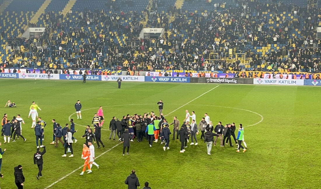 MKE Ankaragücü-Çaykur Rizespor maçı sonrası Ankaragücü Başkanı Faruk Koca, hakem