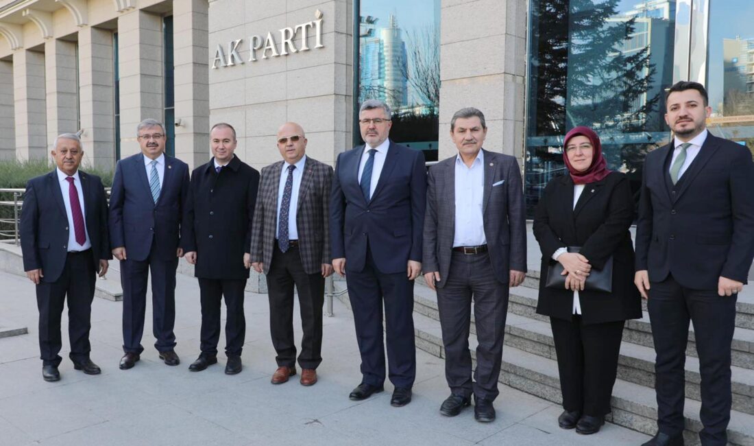 Belediye Başkanı Mehmet Zeybek, AK Parti Genel Başkanı ve Cumhurbaşkanı